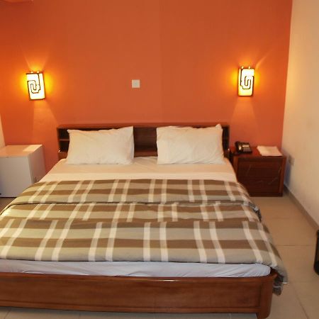 Apollo Hotel Lagos Exterior foto